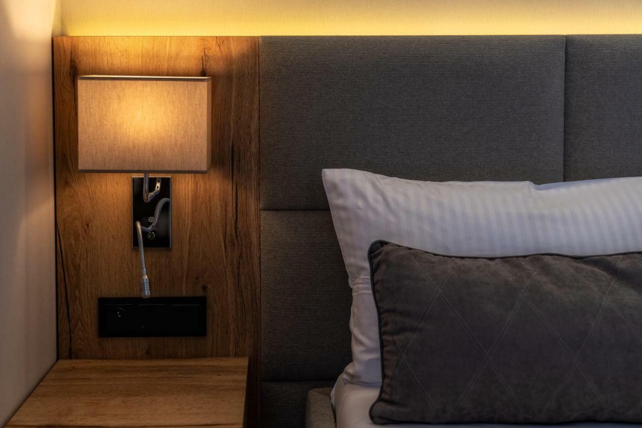 Meta Apartments Щирк Экстерьер фото